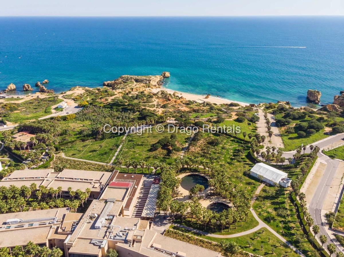 Coastal Retreat With Pool And Beach Access By Drago Rentals アルブフェイラ エクステリア 写真