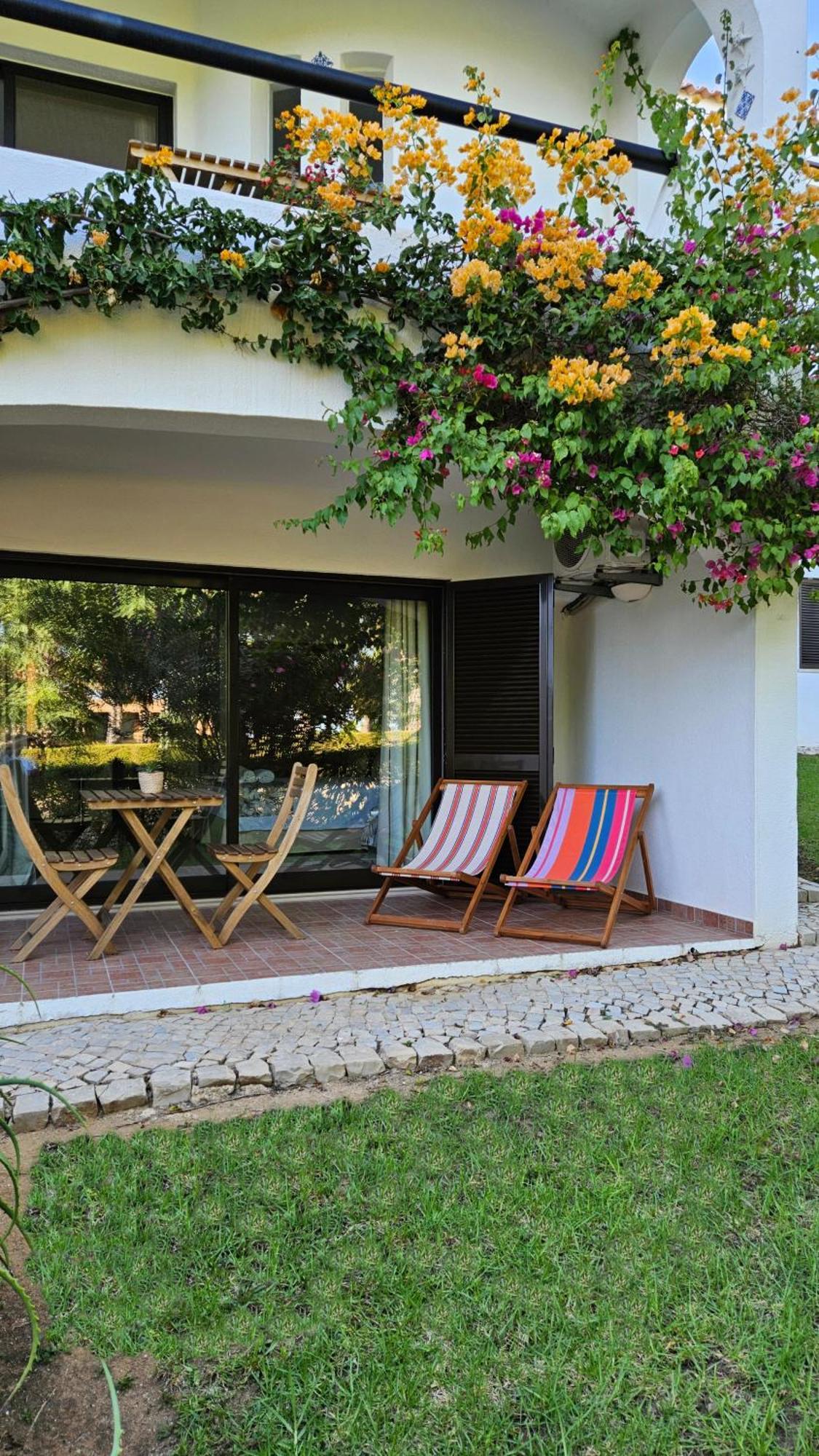 Coastal Retreat With Pool And Beach Access By Drago Rentals アルブフェイラ エクステリア 写真